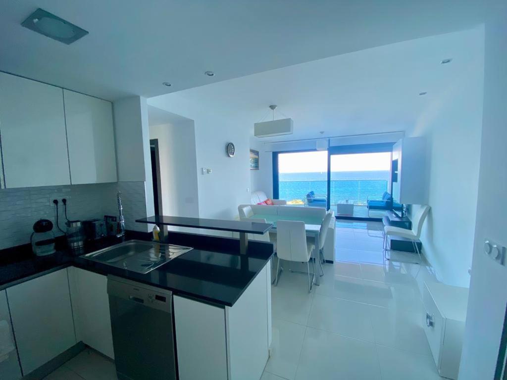 Apartment Deluxe Clara Sea Senses トレビエハ エクステリア 写真